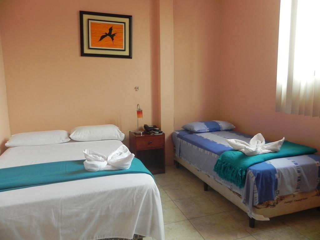 Hostal La Posada De Jose Carlos Puerto Baquerizo Moreno Room photo